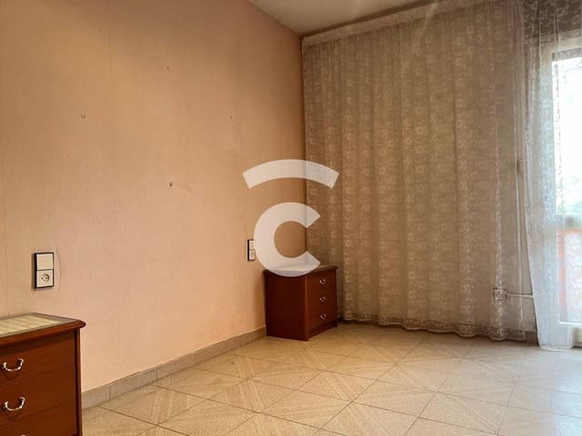 3 sypialnia Mieszkanie na sprzedaż w Torelló z garażem - 140 000 € (Ref: 9697918)