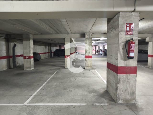 Garasje til salgs i Sant Feliu de Guíxols - € 14 000 (Ref: 9788085)