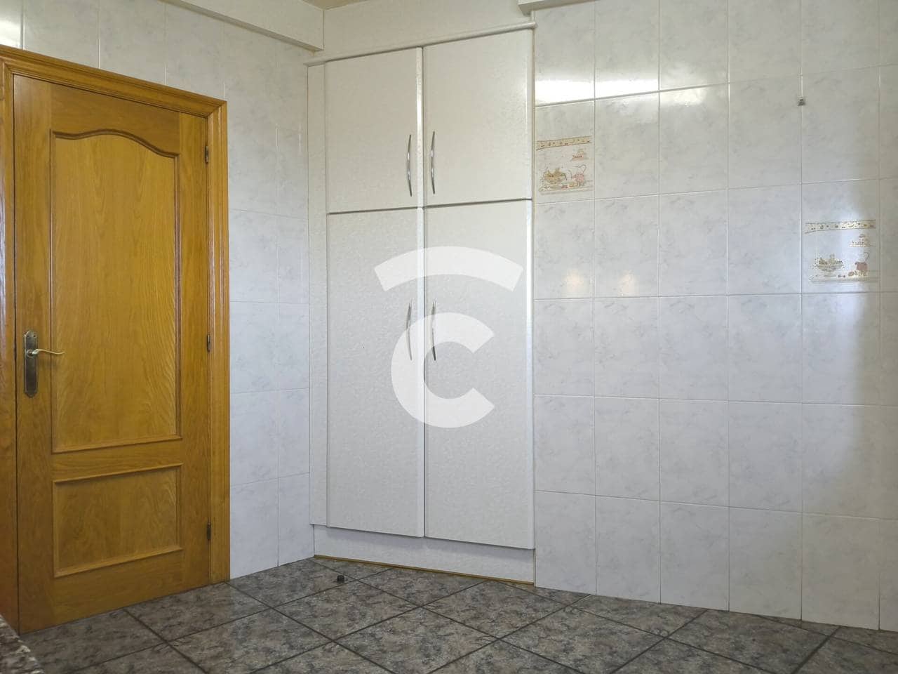 Piso de 4 habitaciones en Torelló en venta - 165.000 € (Ref: 9805921)