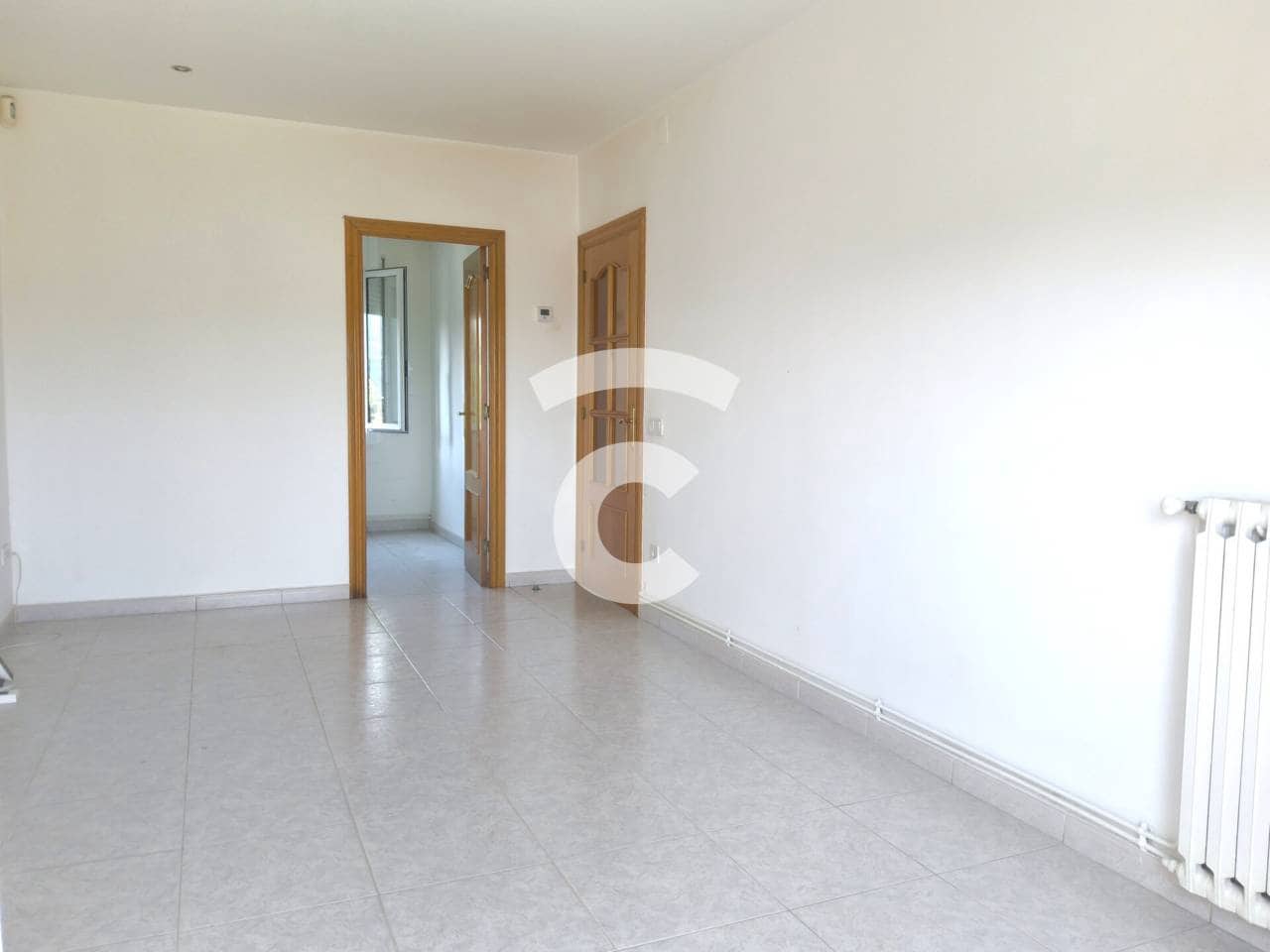 Piso de 4 habitaciones en Torelló en venta - 165.000 € (Ref: 9805921)