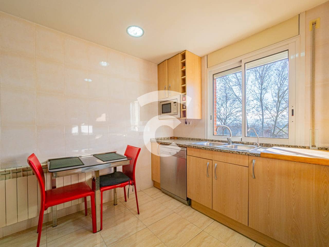 Piso de 3 habitaciones en Vic en venta con garaje - 320.000 € (Ref: 9848918)