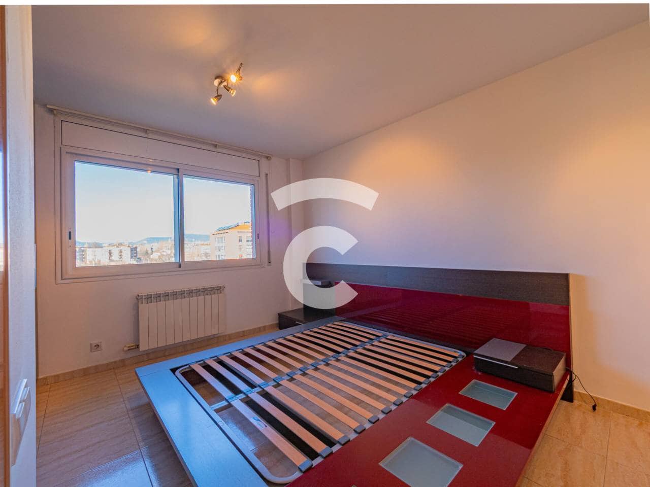 Piso de 3 habitaciones en Vic en venta con garaje - 320.000 € (Ref: 9848918)