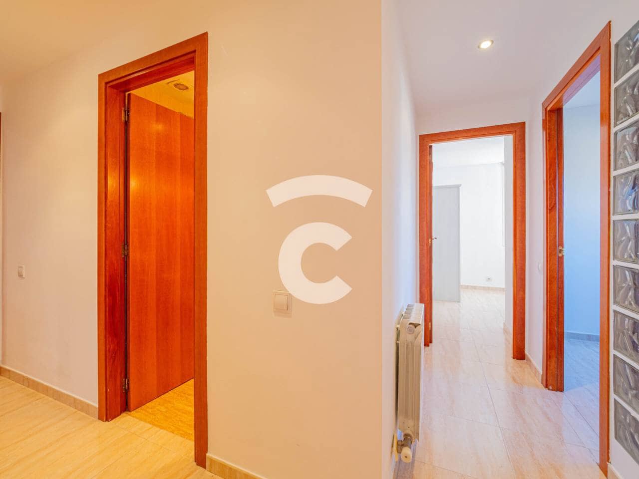 Piso de 3 habitaciones en Vic en venta con garaje - 320.000 € (Ref: 9848918)
