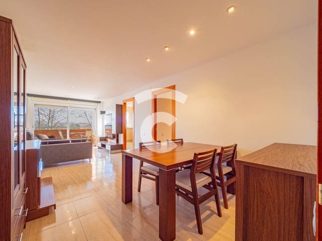 Piso de 3 habitaciones en Vic en venta con garaje - 320.000 € (Ref: 9848918)