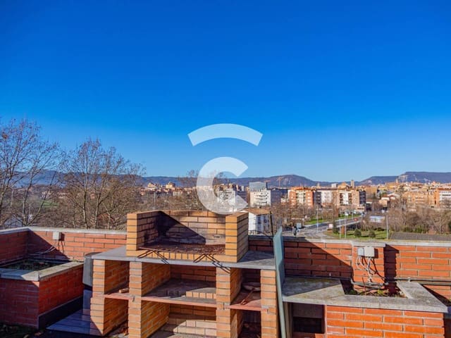 Piso de 3 habitaciones en Vic en venta con garaje - 320.000 € (Ref: 9848918)