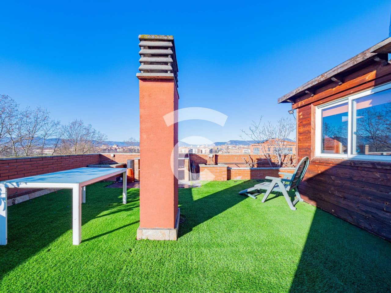 Piso de 3 habitaciones en Vic en venta con garaje - 320.000 € (Ref: 9848918)