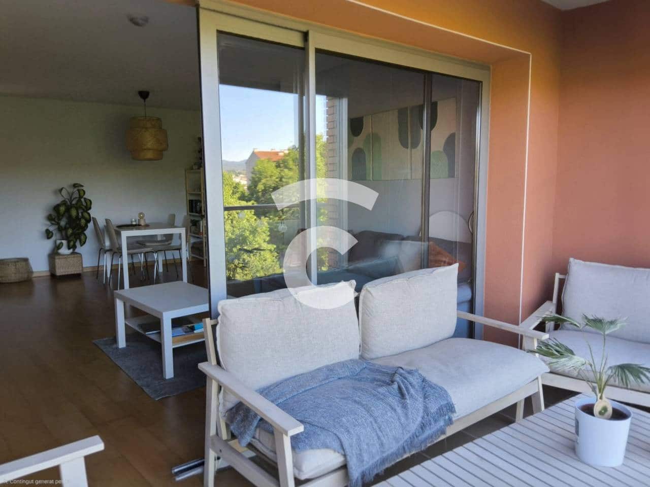 3 bedroom Flat for sale in Manlleu with garage - € 197,000 (Ref: 9861426)
