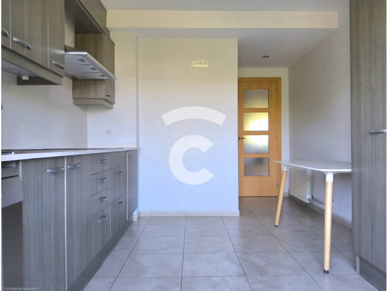 3 bedroom Flat for sale in Manlleu with garage - € 197,000 (Ref: 9861426)