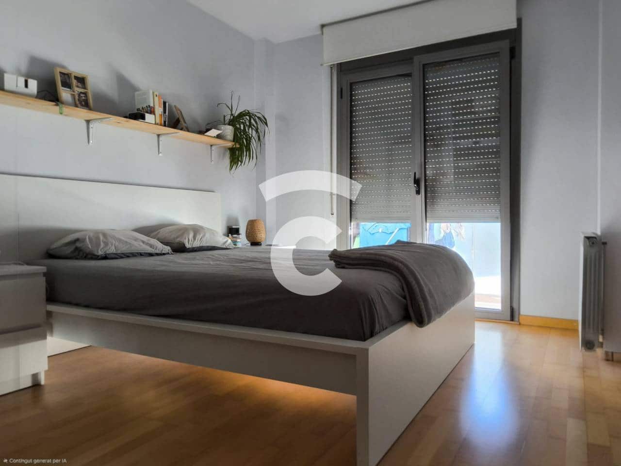 3 bedroom Flat for sale in Manlleu with garage - € 197,000 (Ref: 9861426)