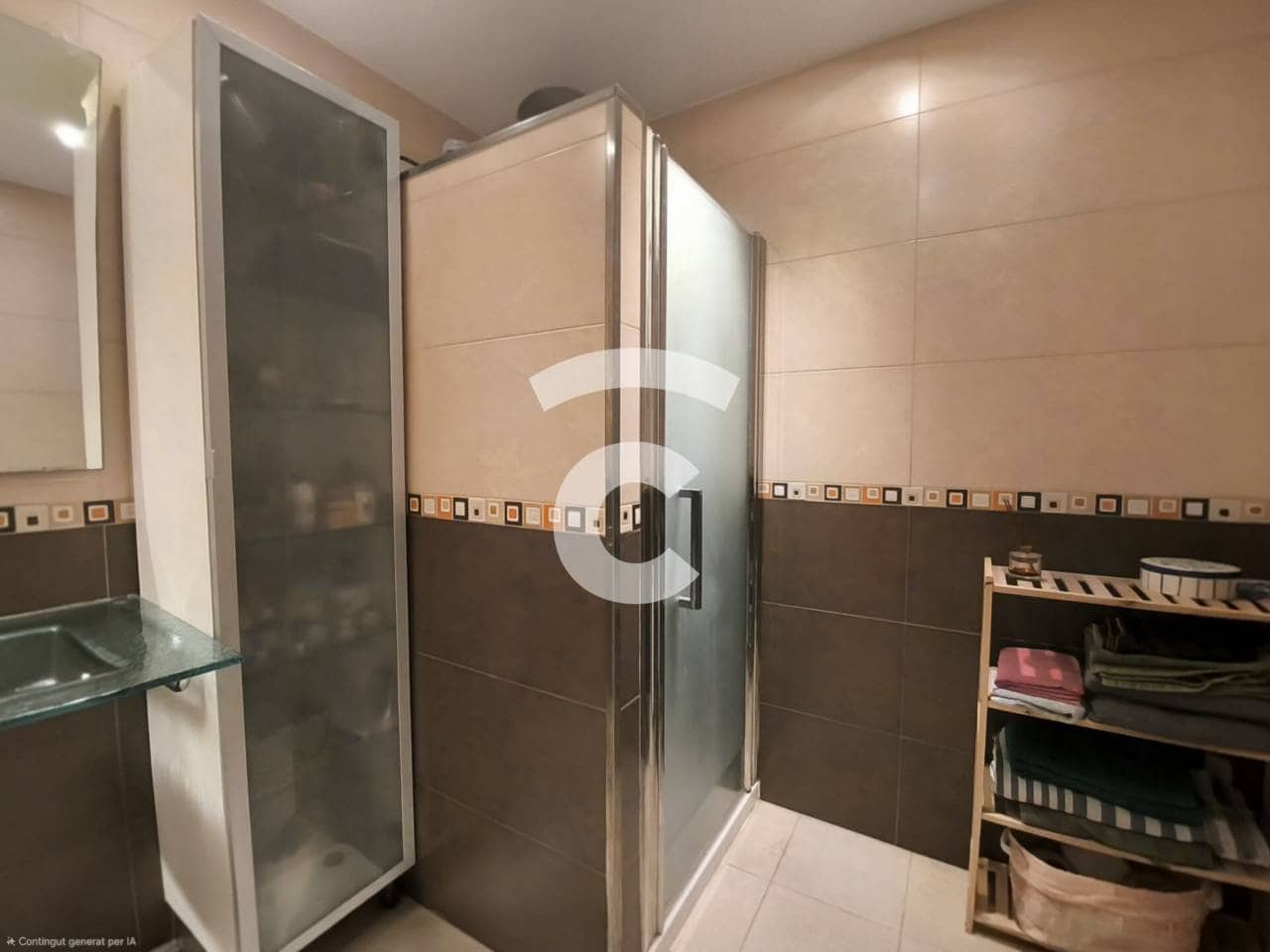 3 bedroom Flat for sale in Manlleu with garage - € 197,000 (Ref: 9861426)