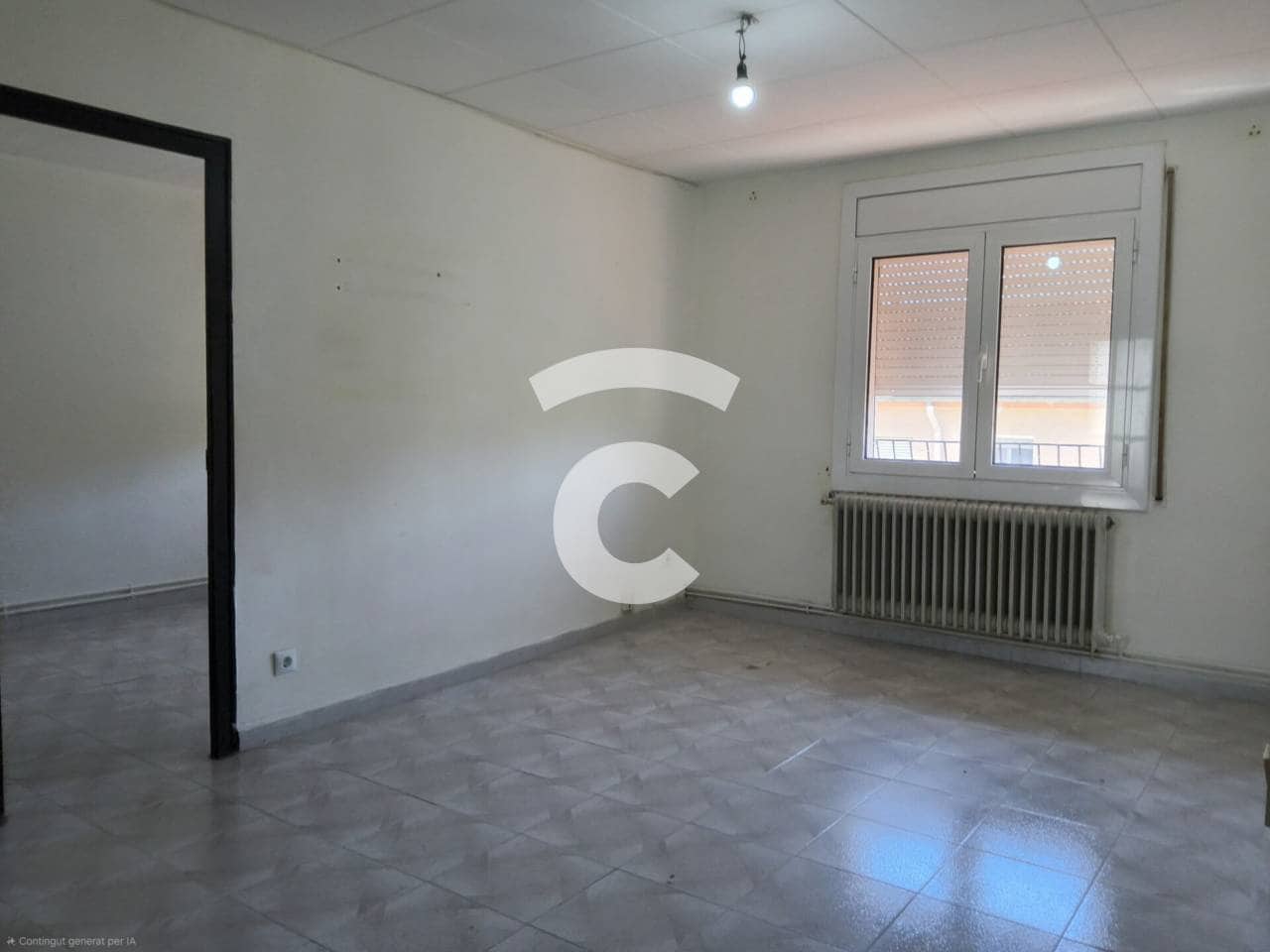 3 bedroom Flat for sale in Vic - € 87,000 (Ref: 9889649)