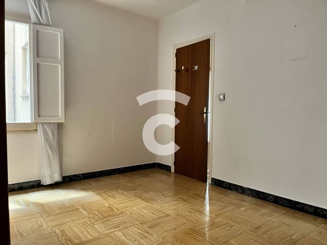 4 sovrum Lägenhet till salu i Torelló med garage - 165 000 € (Ref: 9891494)
