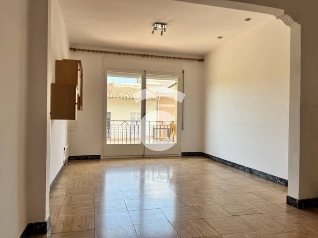 4 sovrum Lägenhet till salu i Torelló med garage - 165 000 € (Ref: 9891494)
