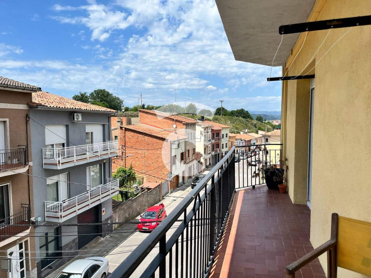 4 sovrum Lägenhet till salu i Torello med garage - 165 000 € (Ref: 9891494)