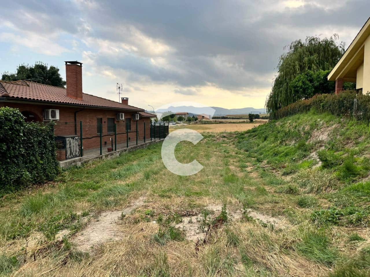 Bouwgrond te koop in Manlleu - € 165.000 (Ref: 9893615)