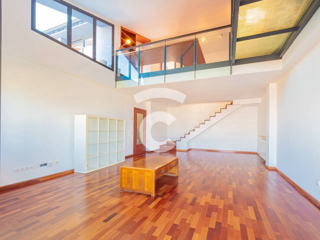 Piso de 4 habitaciones en Vic en venta con piscina garaje - 595.000 € (Ref: 9958985)