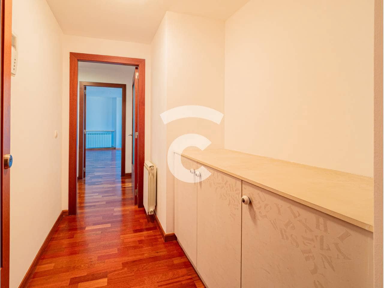 Piso de 4 habitaciones en Vic en venta con piscina garaje - 595.000 € (Ref: 9958985)
