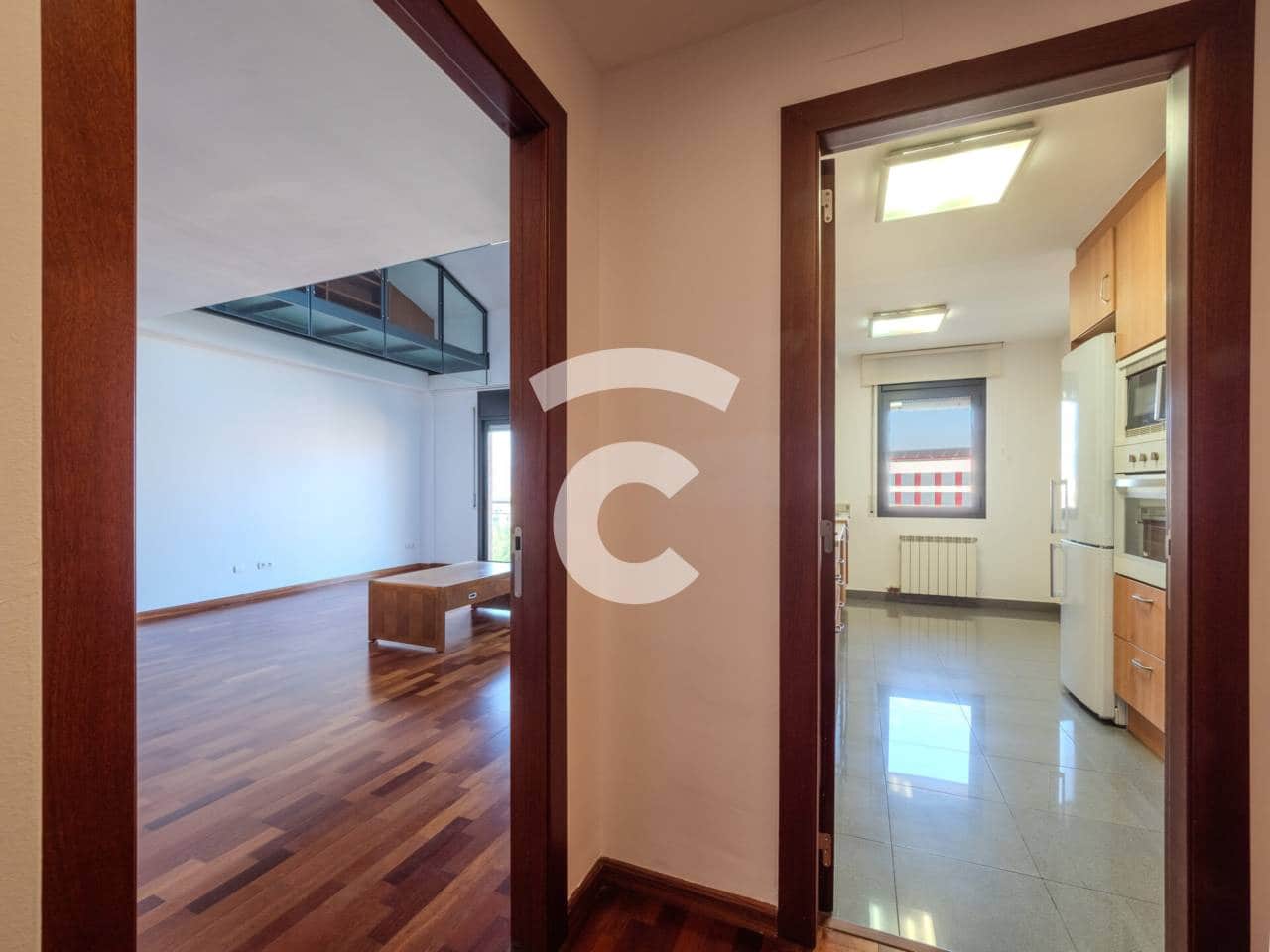 Piso de 4 habitaciones en Vic en venta con piscina garaje - 595.000 € (Ref: 9958985)