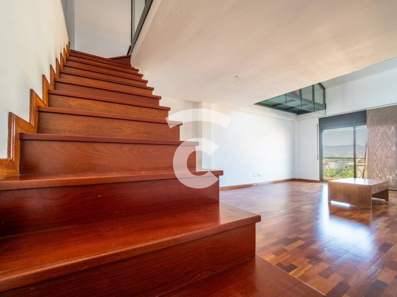 Piso de 4 habitaciones en Vic en venta con piscina garaje - 595.000 € (Ref: 9958985)