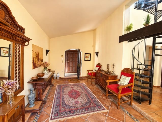 Finca/Casa Rural de 4 habitaciones en Estepona en venta con piscina garaje - 1.740.000 € (Ref: 10012152)