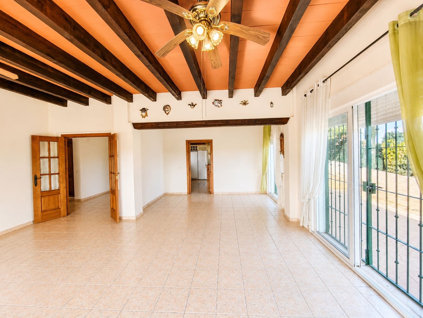 6 slaapkamer Finca/Landhuis te koop in Estepona met garage - € 1.850.000 (Ref: 10025989)