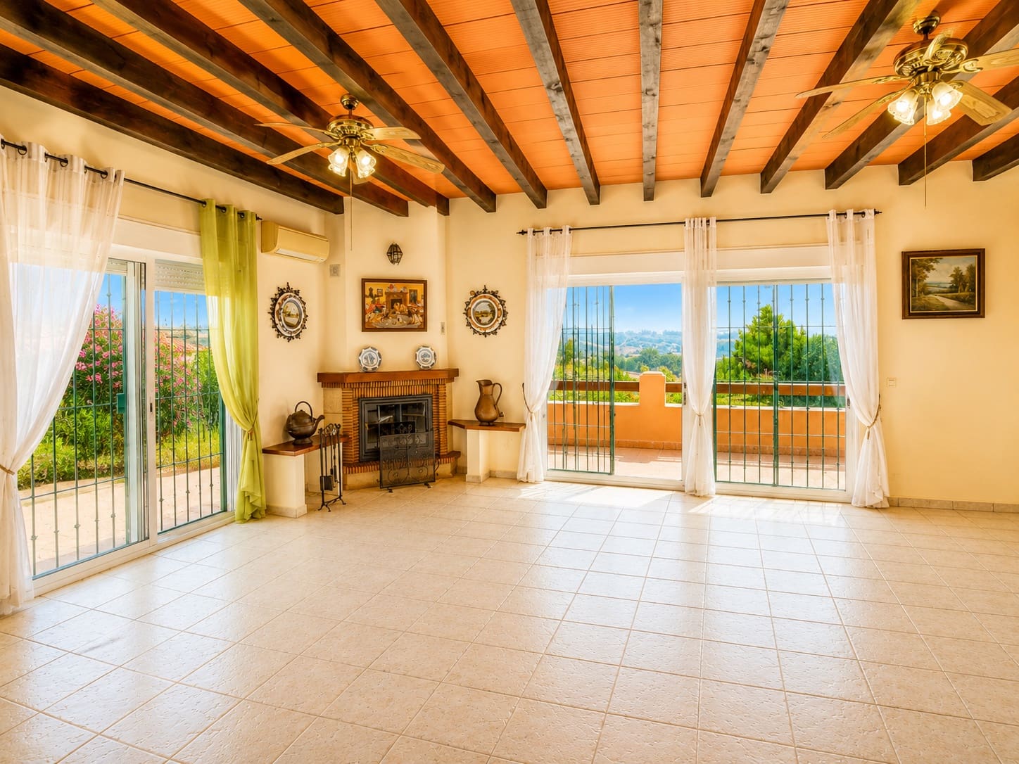 6 slaapkamer Finca/Landhuis te koop in Estepona met garage - € 1.850.000 (Ref: 10025989)