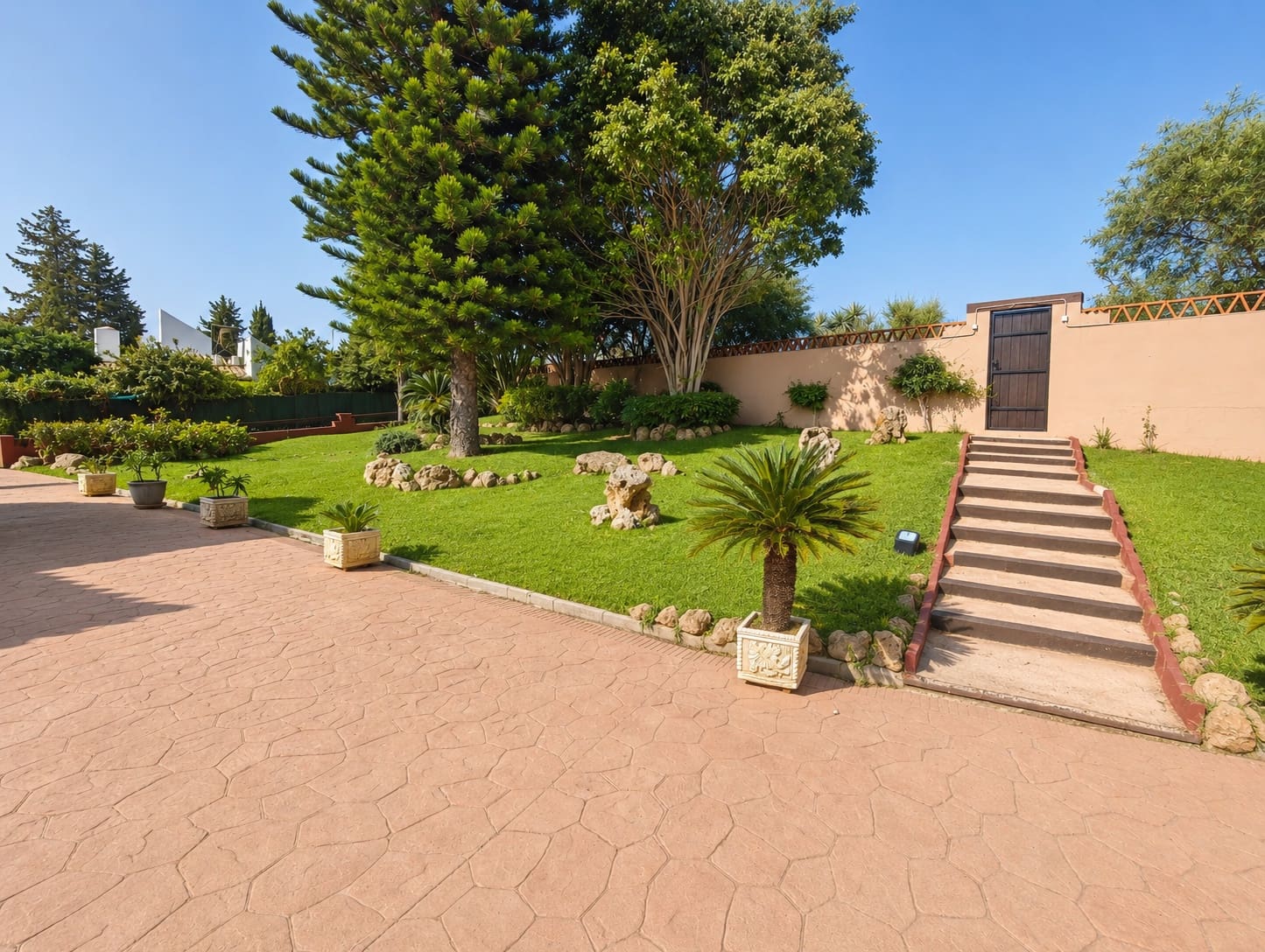 6 slaapkamer Finca/Landhuis te koop in Estepona met garage - € 1.850.000 (Ref: 10025989)