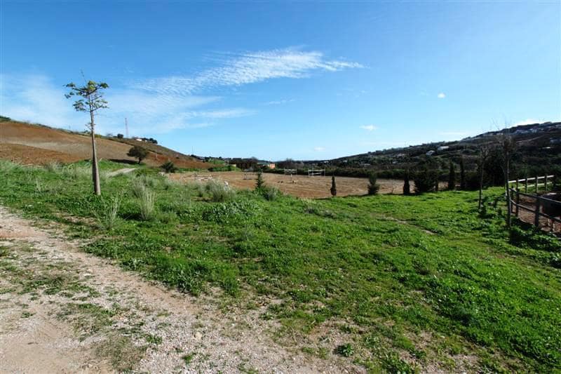 4 bedroom Finca/Country House for sale in Casares with garage - € 2,950,000 (Ref: 10043314)