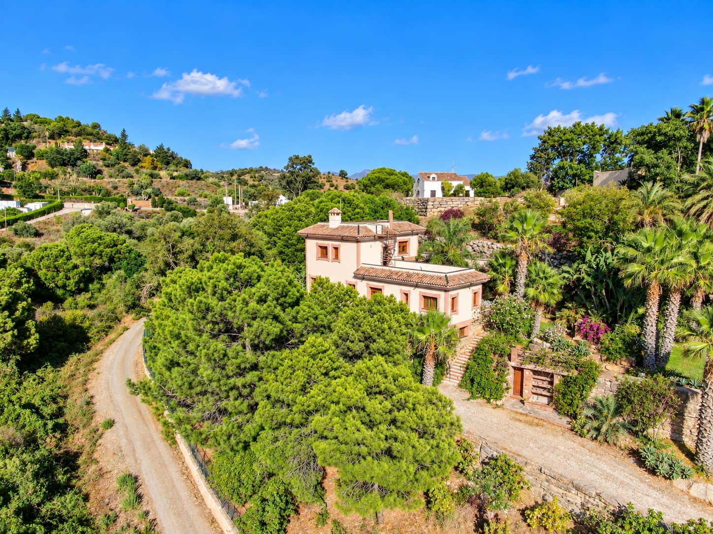 4 sypialnia Finka/Dom wiejski na sprzedaż w Estepona z garażem - 1 400 000 € (Ref: 10076777)