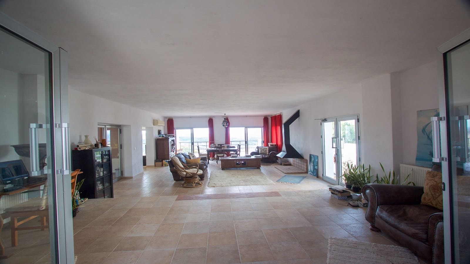 7 soveværelse Finca/Landehus til salg i Gaucin med swimmingpool garage - € 3.300.000 (Ref: 2766183)