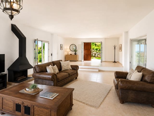 7 soveværelse Finca/Landehus til salg i Gaucín med swimmingpool garage - € 3.300.000 (Ref: 2766183)
