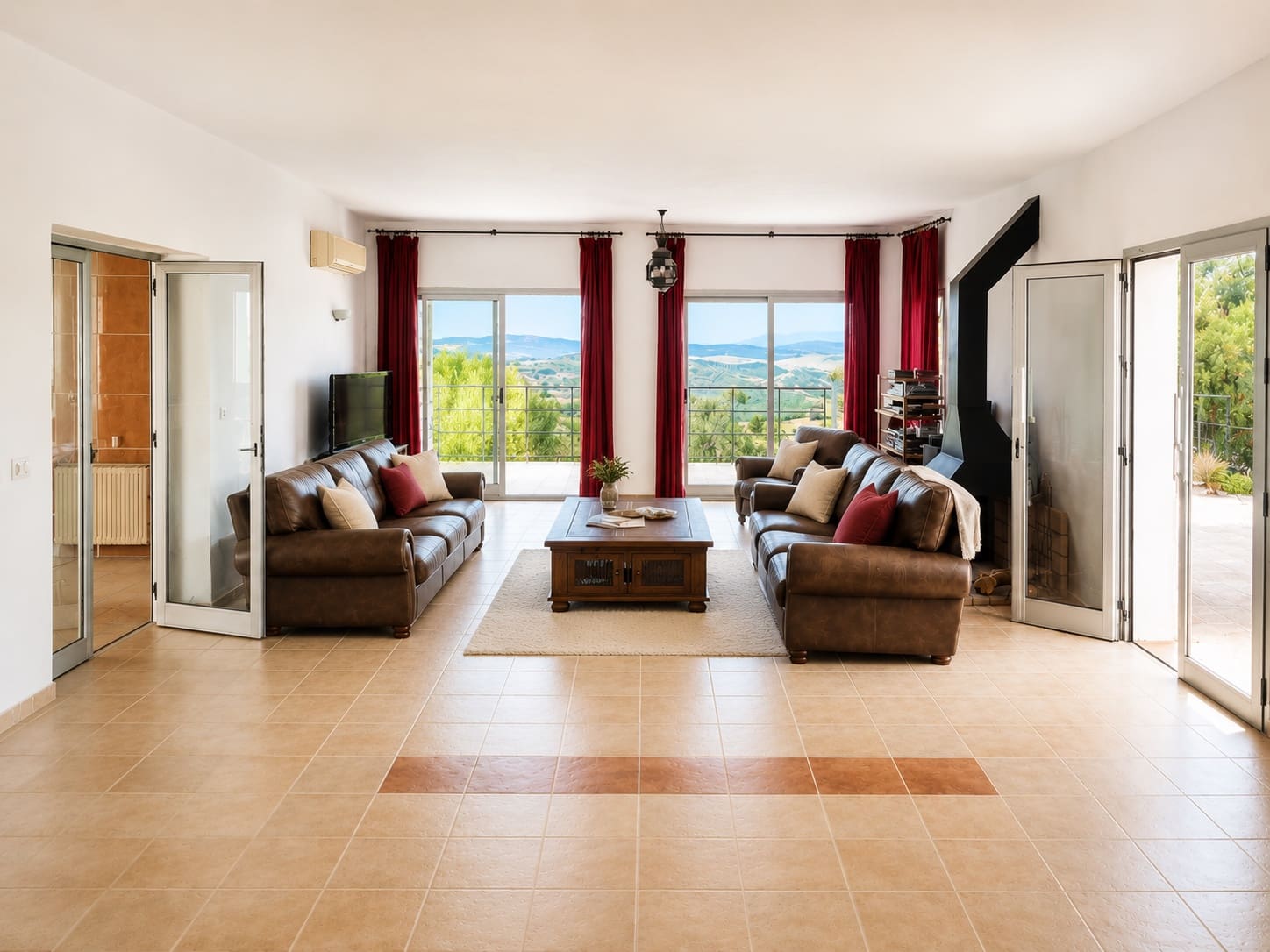 7 sypialnia Finka/Dom wiejski na sprzedaż w Gaucin z basenem garażem - 3 300 000 € (Ref: 2766183)