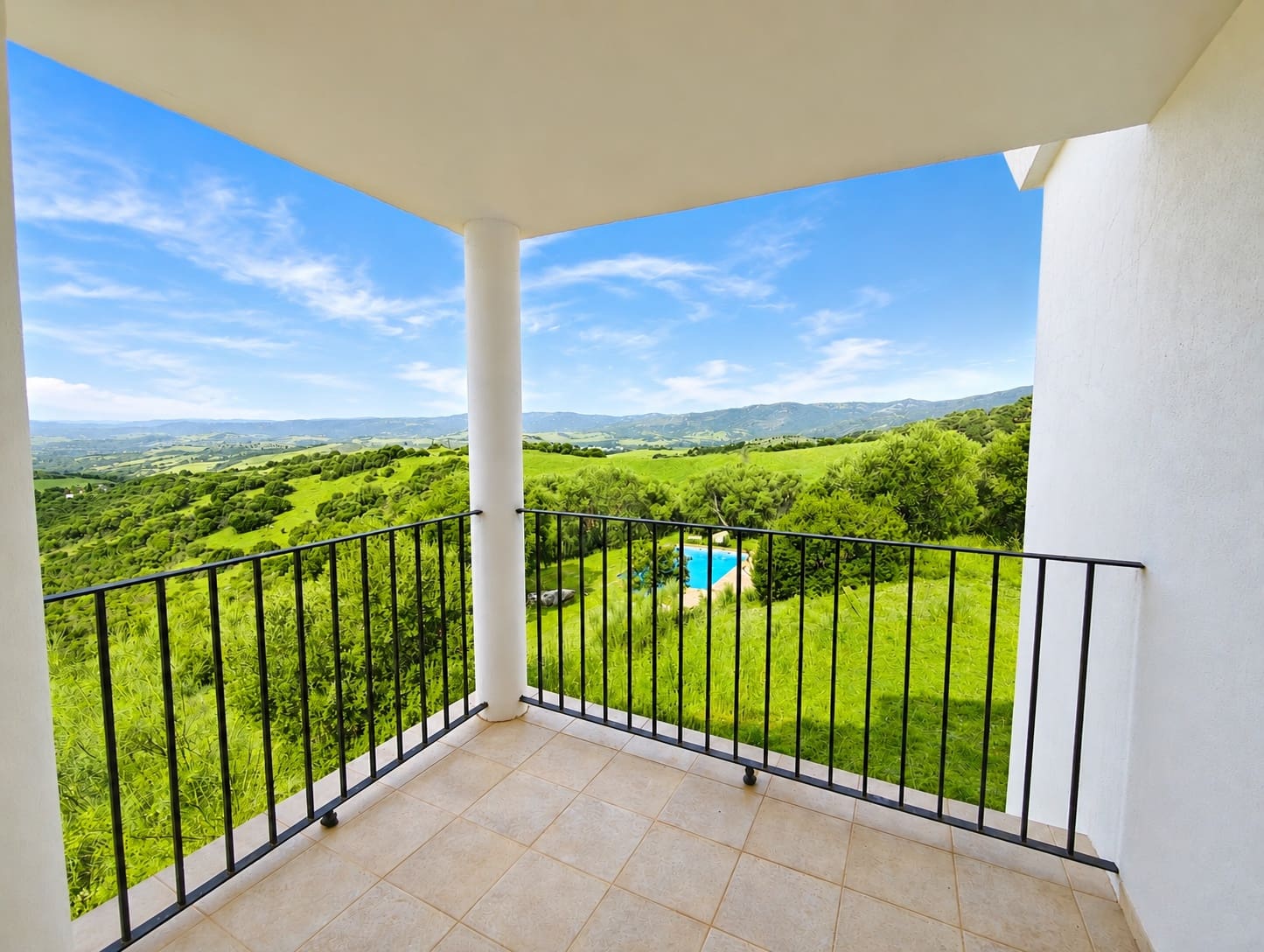 7 sypialnia Finka/Dom wiejski na sprzedaż w Gaucin z basenem garażem - 3 300 000 € (Ref: 2766183)