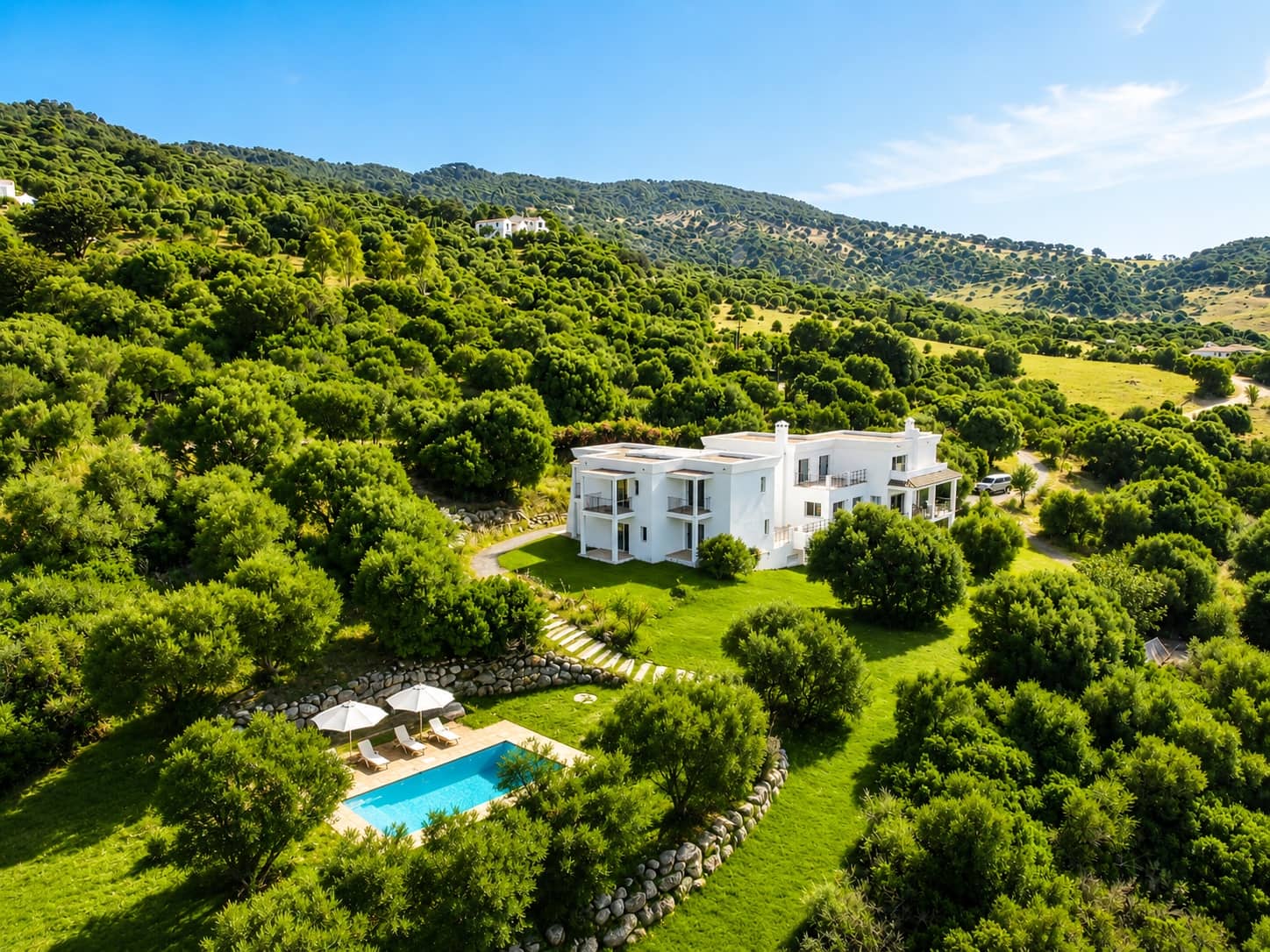 7 sypialnia Finka/Dom wiejski na sprzedaż w Gaucin z basenem garażem - 3 300 000 € (Ref: 2766183)
