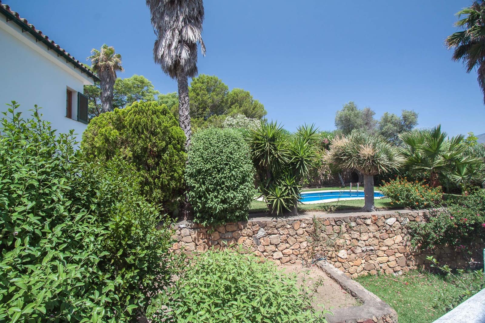 4 bedroom Villa for sale in Manilva with pool garage - € 795,000 (Ref: 6221583)