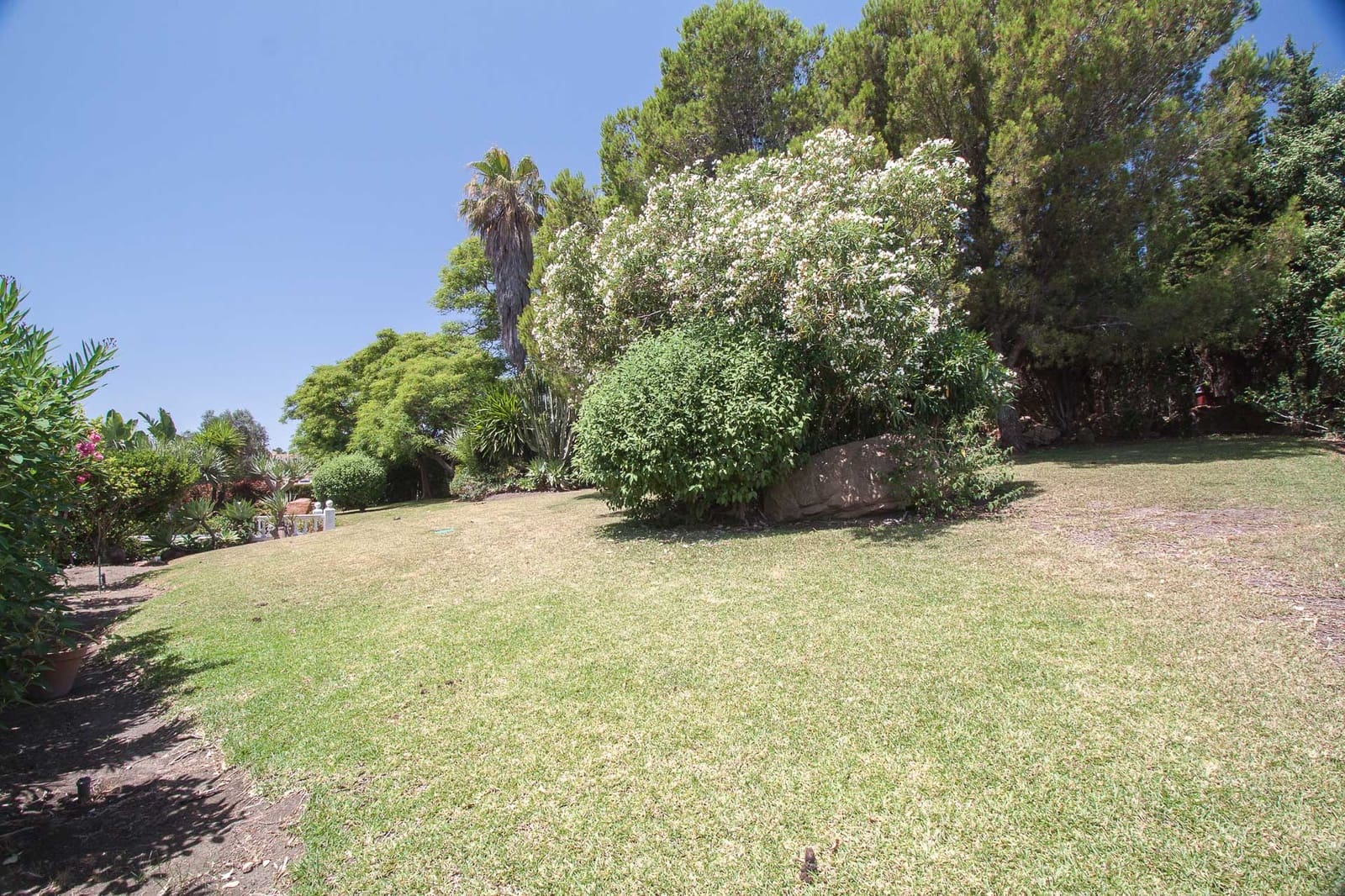 4 bedroom Villa for sale in Manilva with pool garage - € 795,000 (Ref: 6221583)