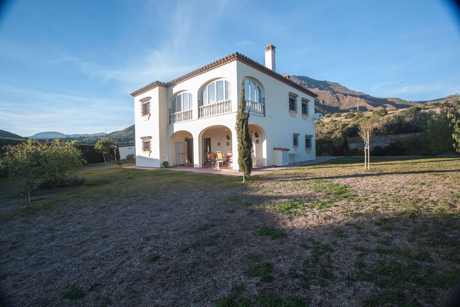 4 quarto Quinta/Casa Rural para venda em Estepona com piscina garagem - 875 000 € (Ref: 6346041)