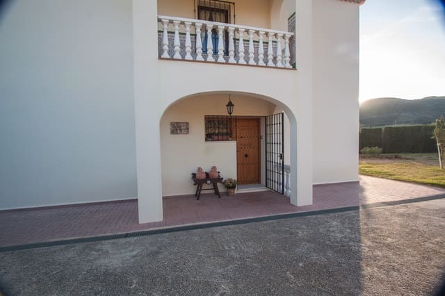 4 quarto Quinta/Casa Rural para venda em Estepona com piscina garagem - 875 000 € (Ref: 6346041)
