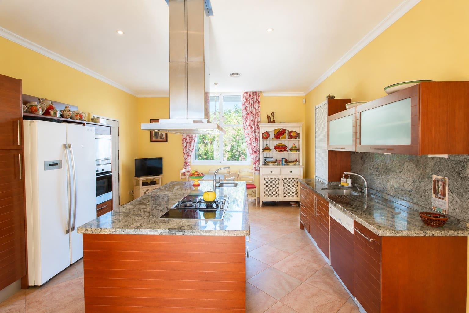 7 slaapkamer Finca/Landhuis te koop in Estepona met zwembad garage - € 2.100.000 (Ref: 6958721)