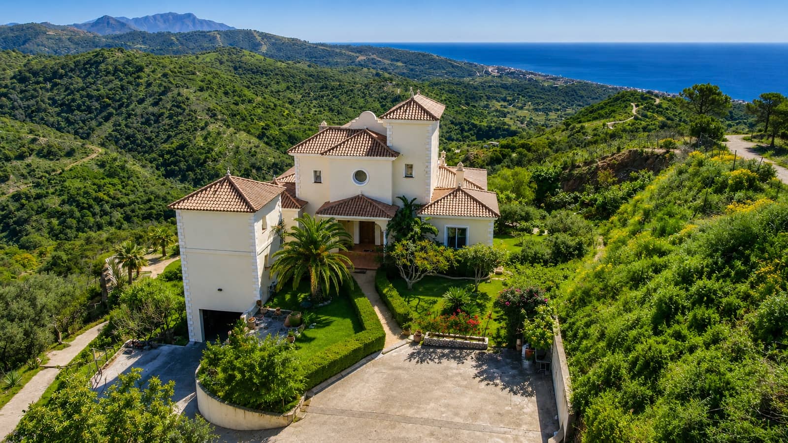 7 slaapkamer Finca/Landhuis te koop in Estepona met zwembad garage - € 2.100.000 (Ref: 6958721)