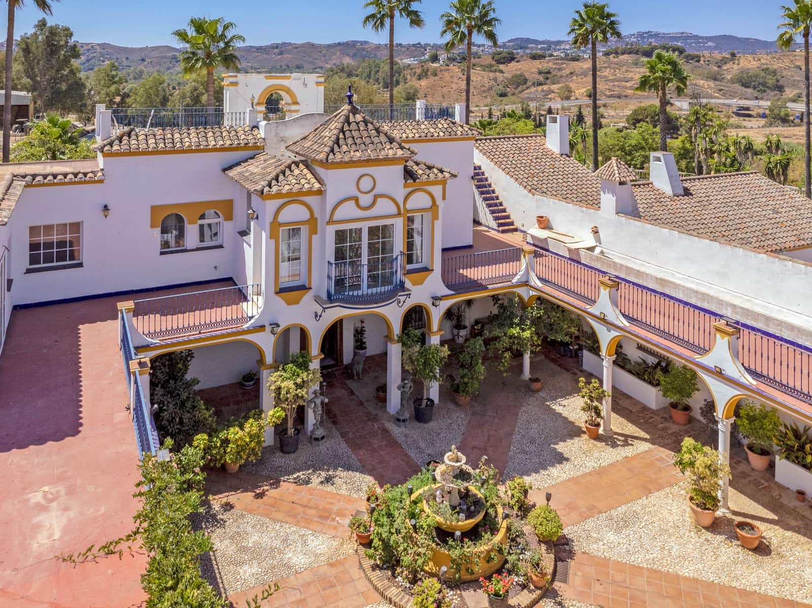 8 soverom Finca/Herregård til salgs i Mijas med svømmebasseng garasje - € 2 999 000 (Ref: 7196244)