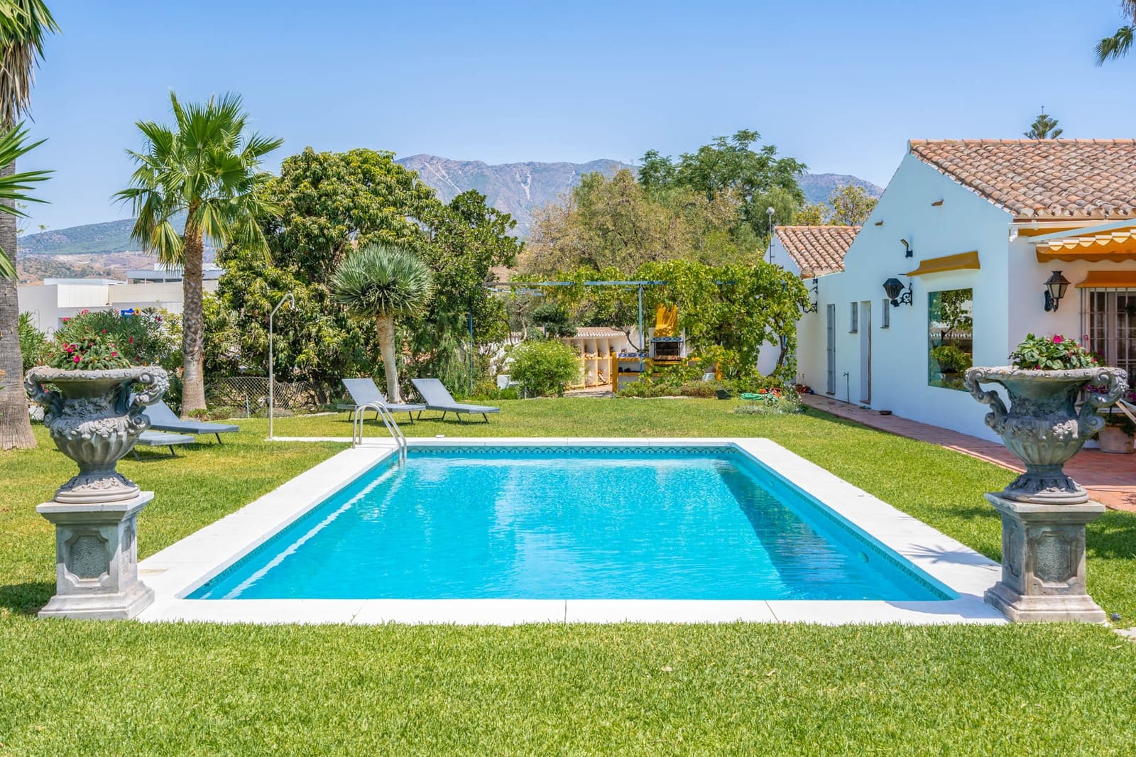 8 soverom Finca/Herregård til salgs i Mijas med svømmebasseng garasje - € 2 999 000 (Ref: 7196244)