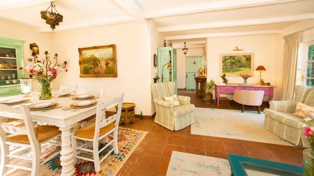 3 Zimmer Finca/Landgut zu verkaufen in Estepona mit Garage - 875.000 € (Ref: 7401978)