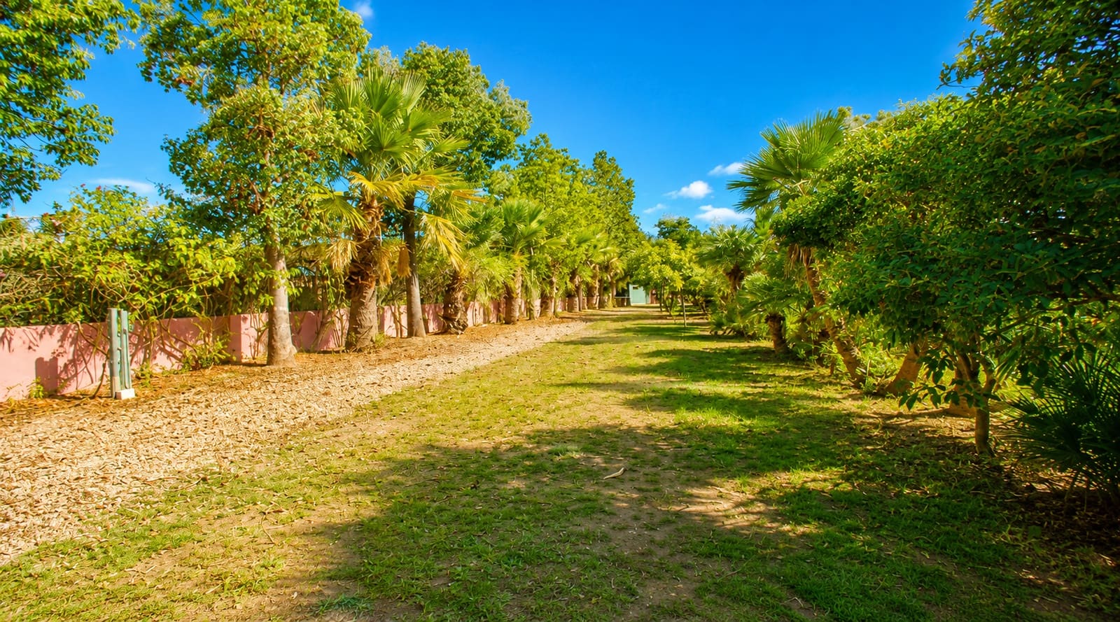 3 slaapkamer Finca/Landhuis te koop in Estepona met garage - € 875.000 (Ref: 7401978)