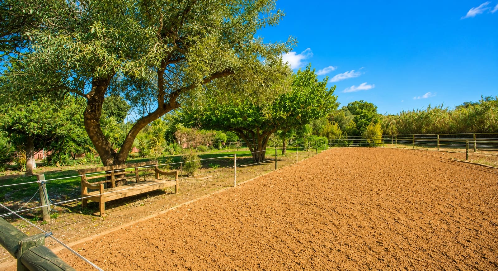 3 slaapkamer Finca/Landhuis te koop in Estepona met garage - € 875.000 (Ref: 7401978)