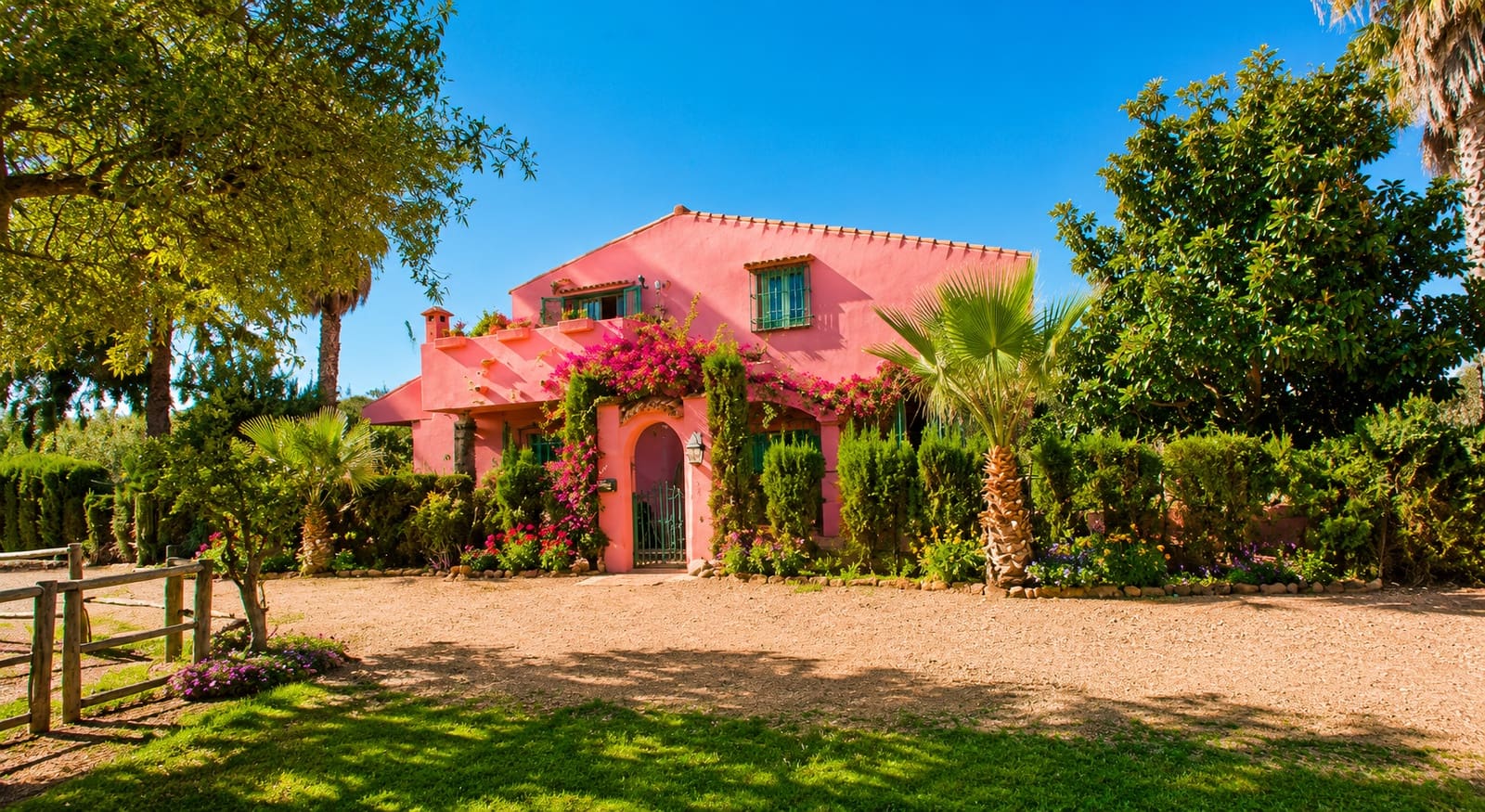 3 slaapkamer Finca/Landhuis te koop in Estepona met garage - € 875.000 (Ref: 7401978)