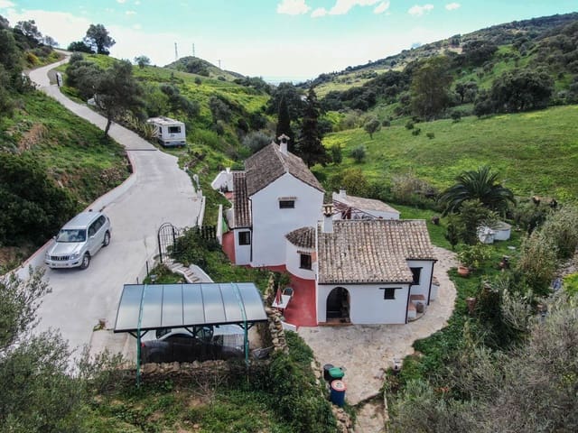 4 chambre Finca/Maison de Campagne à vendre à Casares avec piscine garage - 850 000 € (Ref: 7462503)