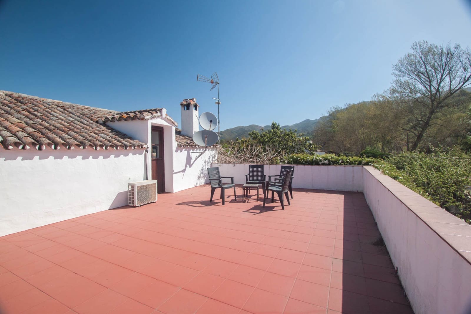 5 soveværelse Finca/Landehus til salg i Cortes de la Frontera med swimmingpool - € 399.950 (Ref: 7506633)