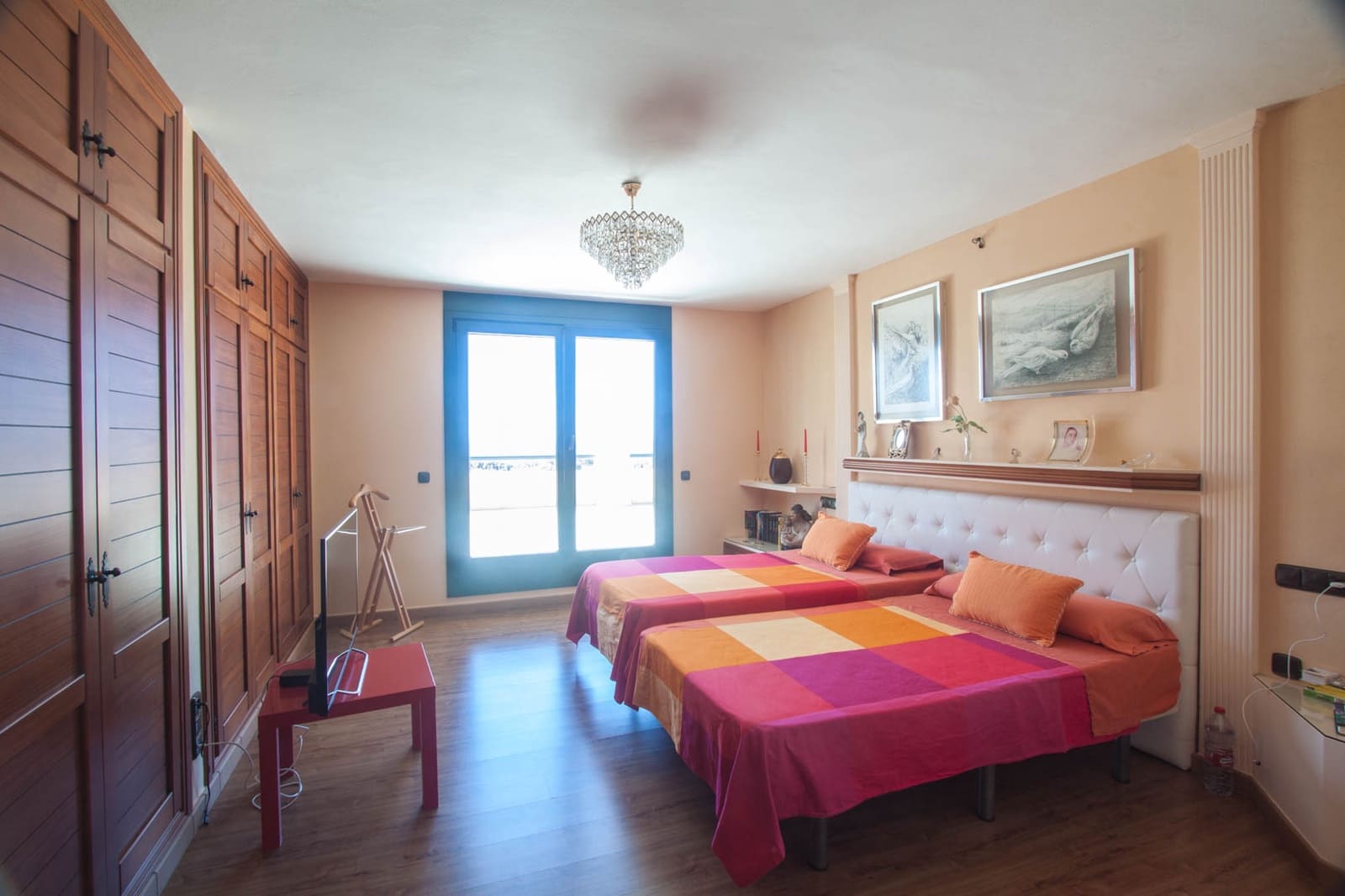 4 soveværelse Finca/Landehus til salg i Estepona med swimmingpool garage - € 2.450.000 (Ref: 7656198)