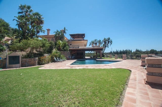 4 slaapkamer Finca/Landhuis te koop in Estepona met zwembad garage - € 2.450.000 (Ref: 7656198)